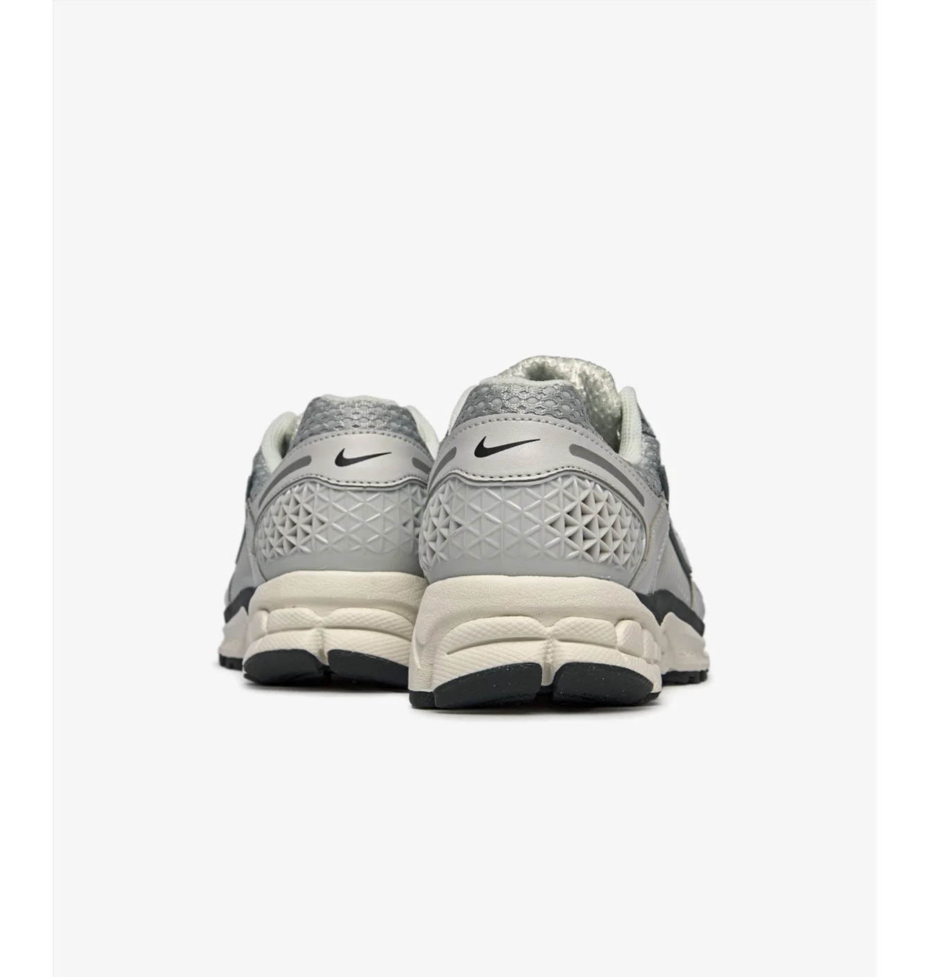 Nike Zoom Vomero 5 Photon Dust Metallic Silver - Зображення 5