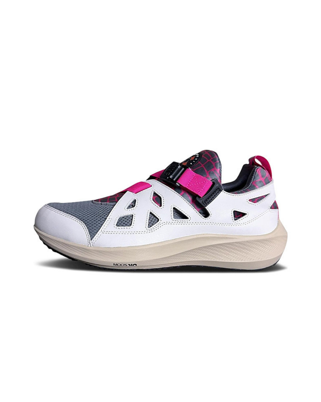 Nike Patta x Air Huarache 20Y24